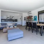 Antigone Luxury Retreat Villa *
