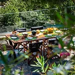 Antigone Luxury Retreat Villa *