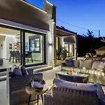 Antigone Luxury Retreat * Skopelos Town