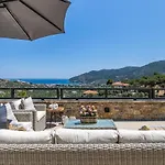 Antigone Luxury Retreat Villa *