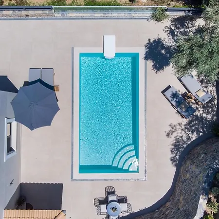 Antigone Luxury Retreat * 스코펠로스 타운