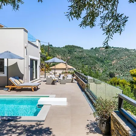 Antigone Luxury Retreat Villa *