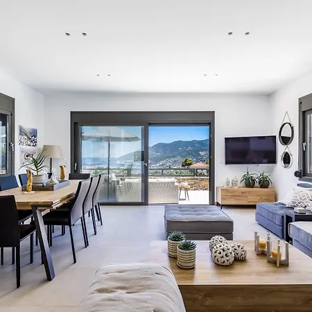 Antigone Luxury Retreat וילה *