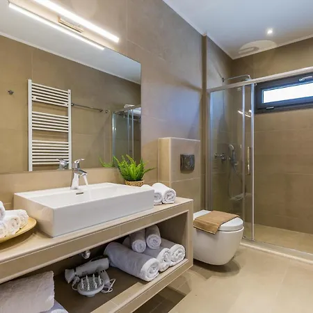 Antigone Luxury Retreat 스코펠로스 타운