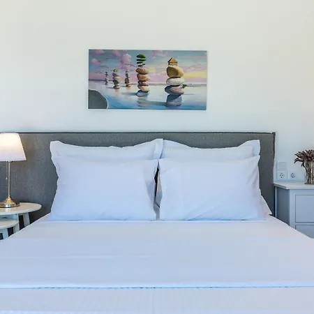 Antigone Luxury Retreat