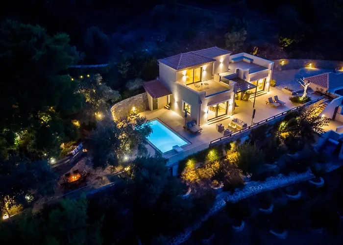 Antigone Luxury Retreat *