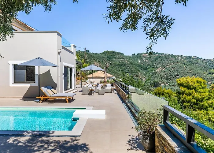 Antigone Luxury Retreat Villa *