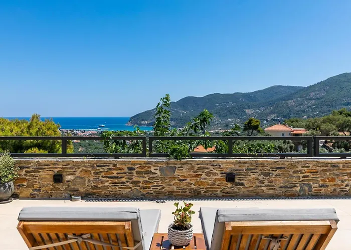 Antigone Luxury Retreat