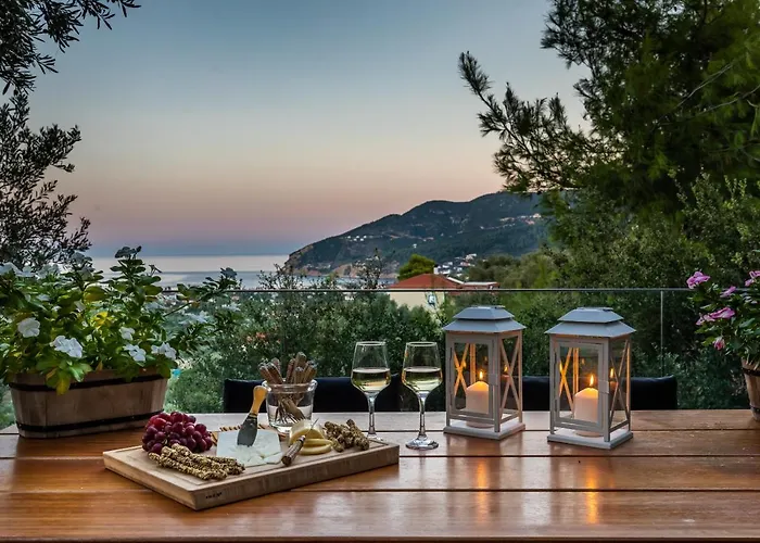 Villa Antigone Luxury Retreat *