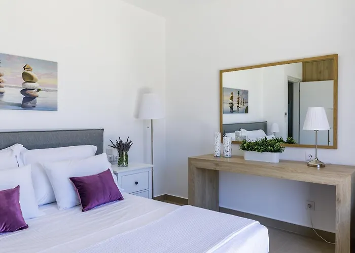 Antigone Luxury Retreat *