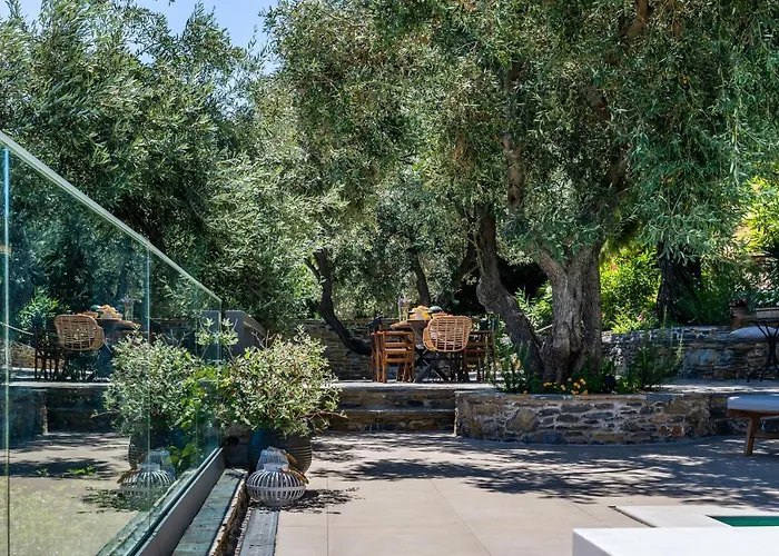 Villa Antigone Luxury Retreat *