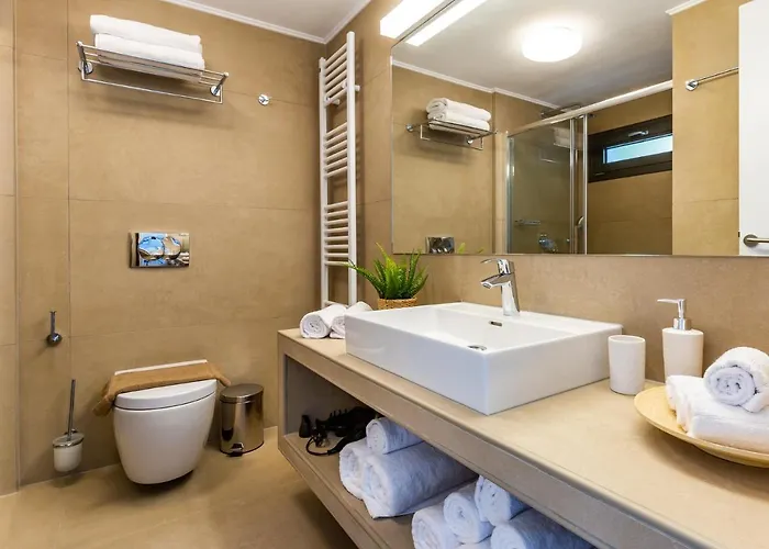 Antigone Luxury Retreat